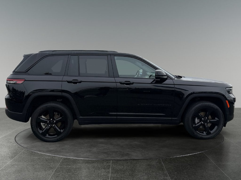 2023 Jeep Grand Cherokee Altitude X 4x4