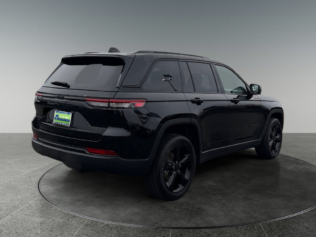 2023 Jeep Grand Cherokee Altitude X 4x4