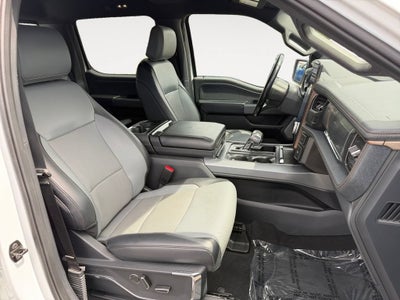 2023 Ford F-150 Lightning LARIAT