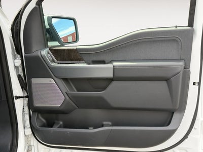 2023 Ford F-150 Lightning LARIAT