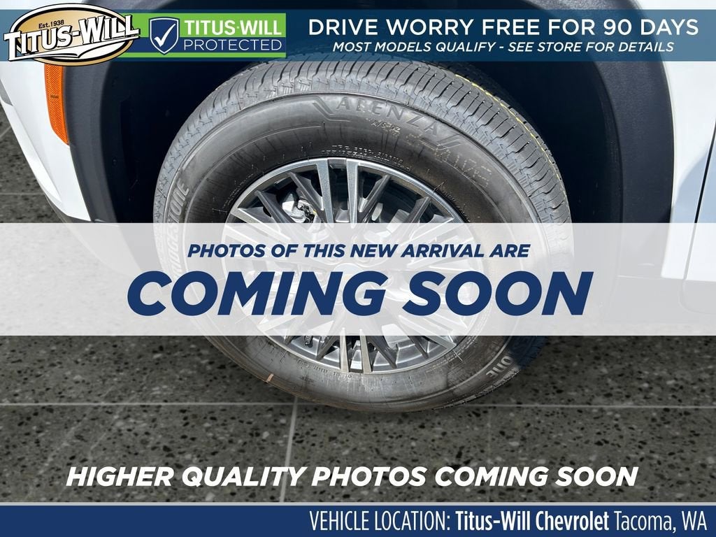 2025 Chevrolet Traverse LT