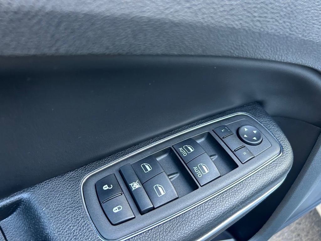 2022 Chrysler 300 300S