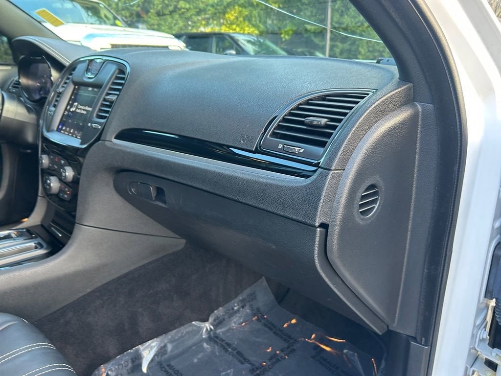 2022 Chrysler 300 300S