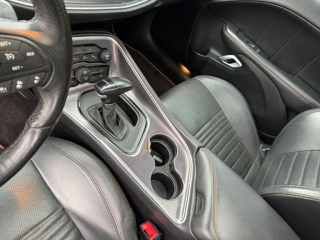 2016 Dodge Challenger R/T Plus Shaker