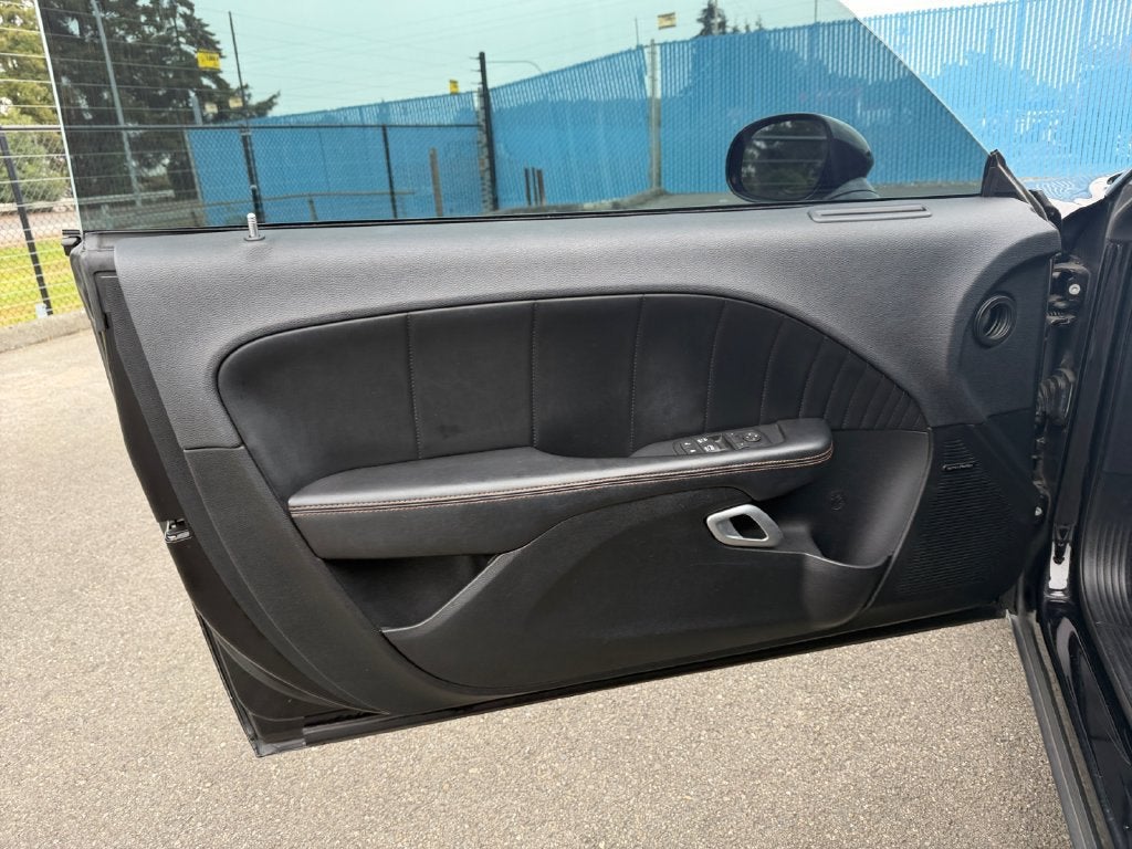 2016 Dodge Challenger R/T Plus Shaker