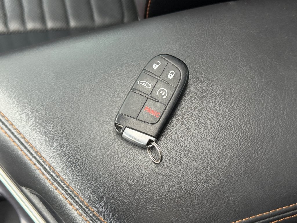 2016 Dodge Challenger R/T Plus Shaker