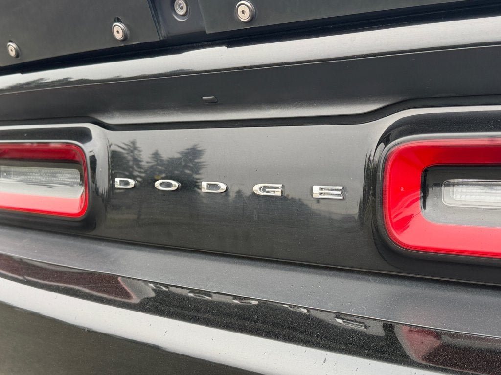 2016 Dodge Challenger R/T Plus Shaker