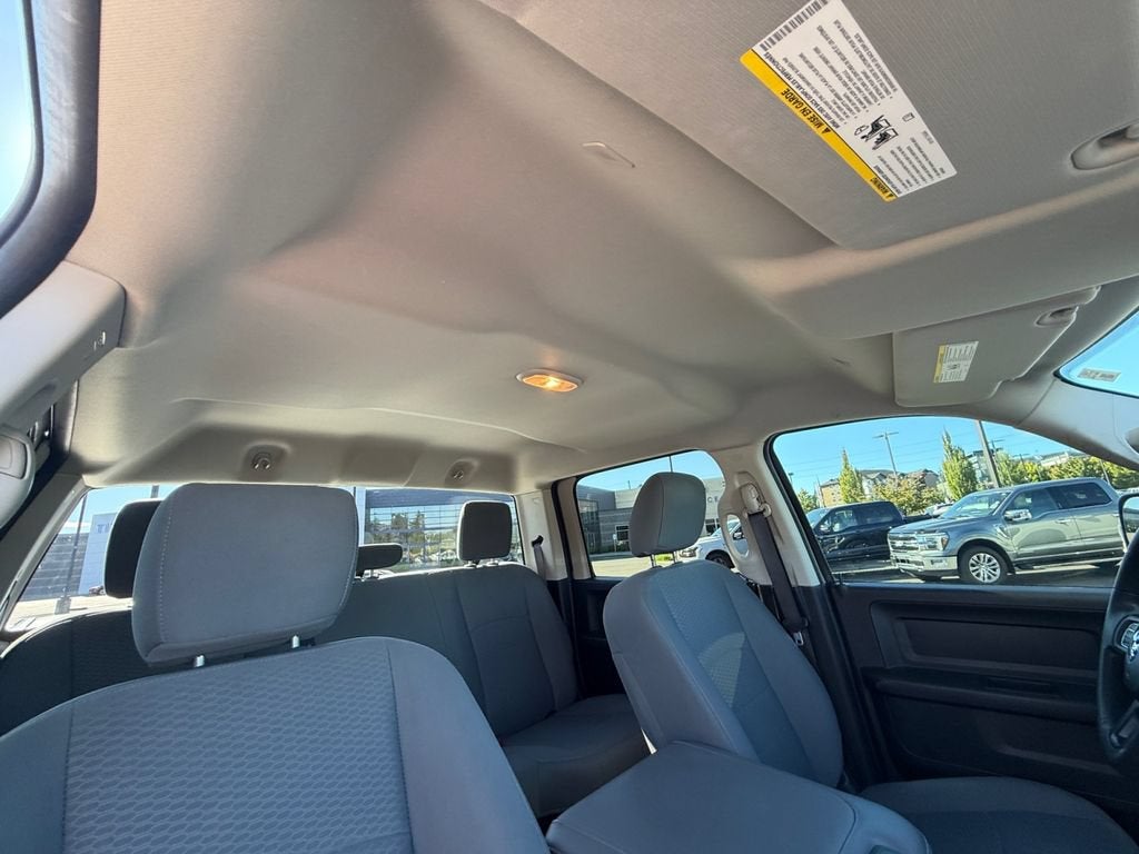 2017 RAM 2500 Tradesman Crew Cab 4x4 6'4" Box