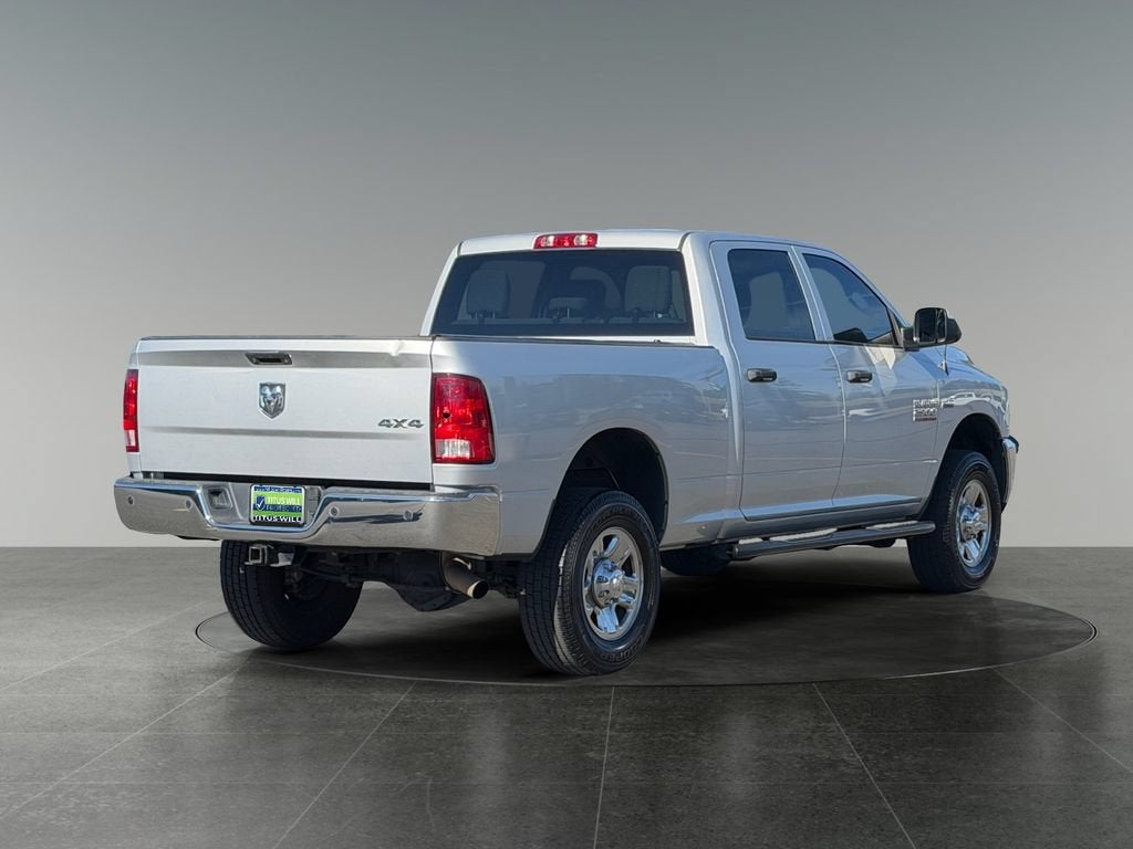 2017 RAM 2500 Tradesman Crew Cab 4x4 6'4" Box