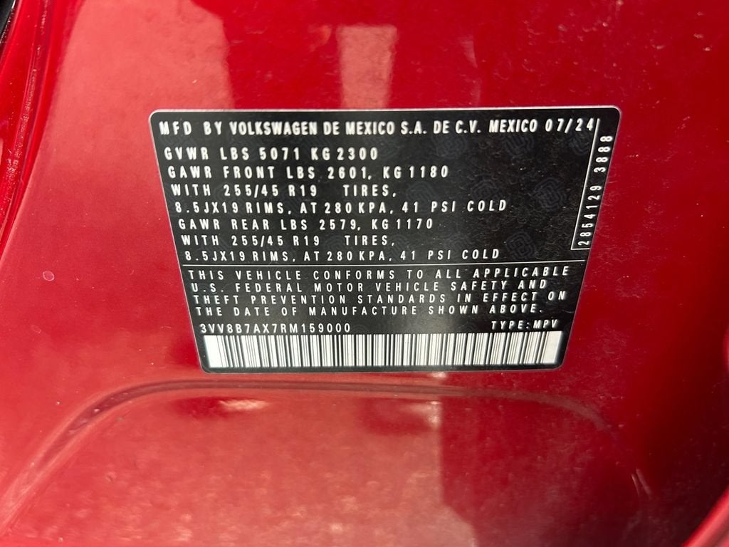 2024 Volkswagen Tiguan SE R-Line Black