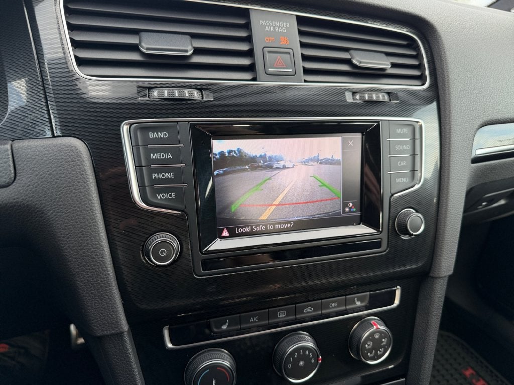 2015 Volkswagen Golf GTI 2.0T SE 4-Door