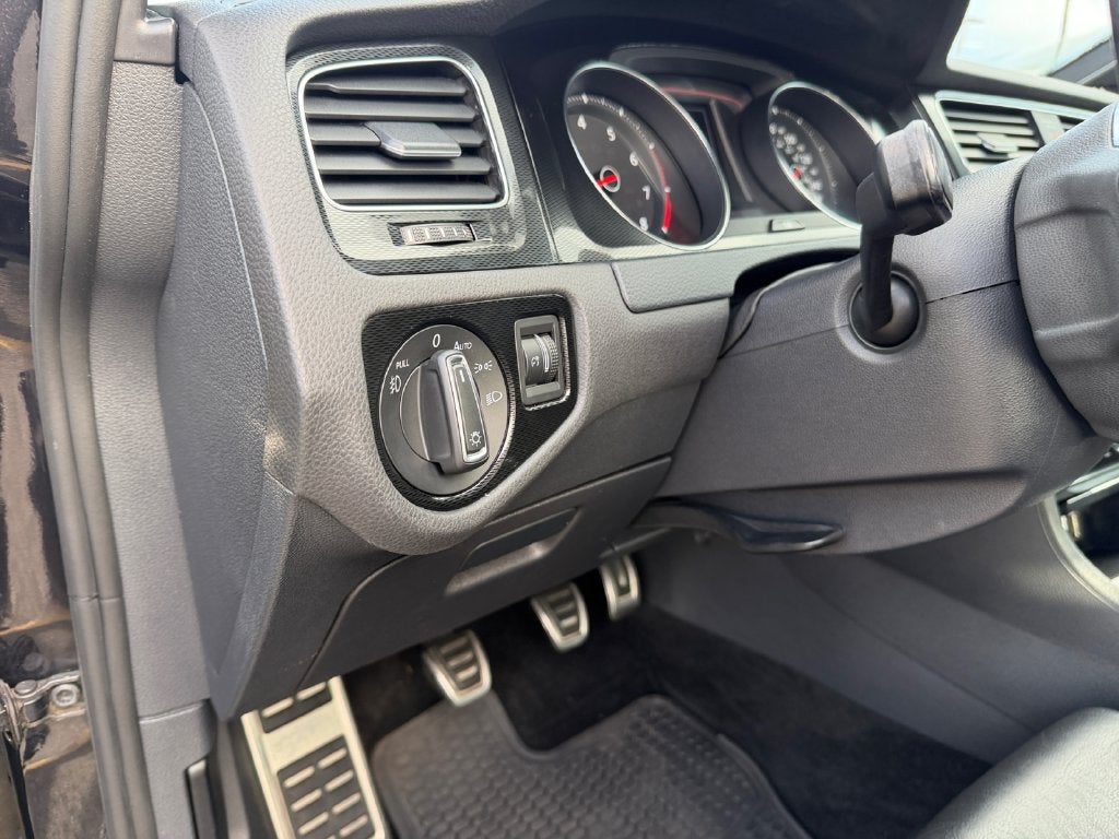 2015 Volkswagen Golf GTI 2.0T SE 4-Door