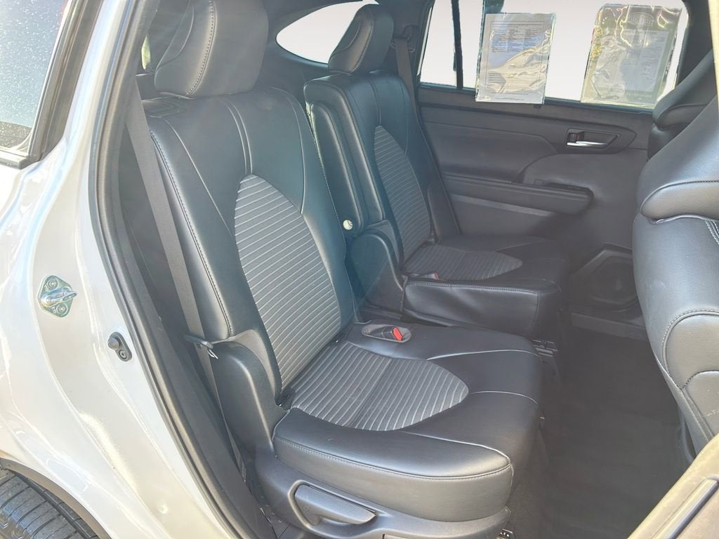 2022 Toyota Highlander XSE