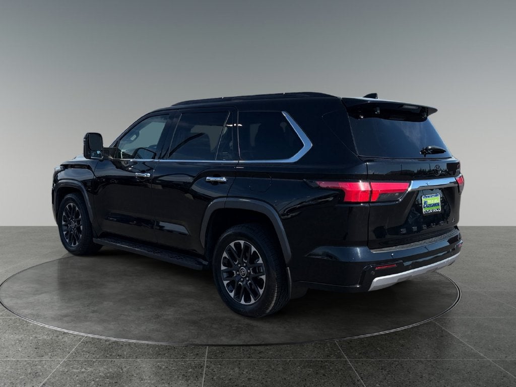 2023 Toyota Sequoia SR5