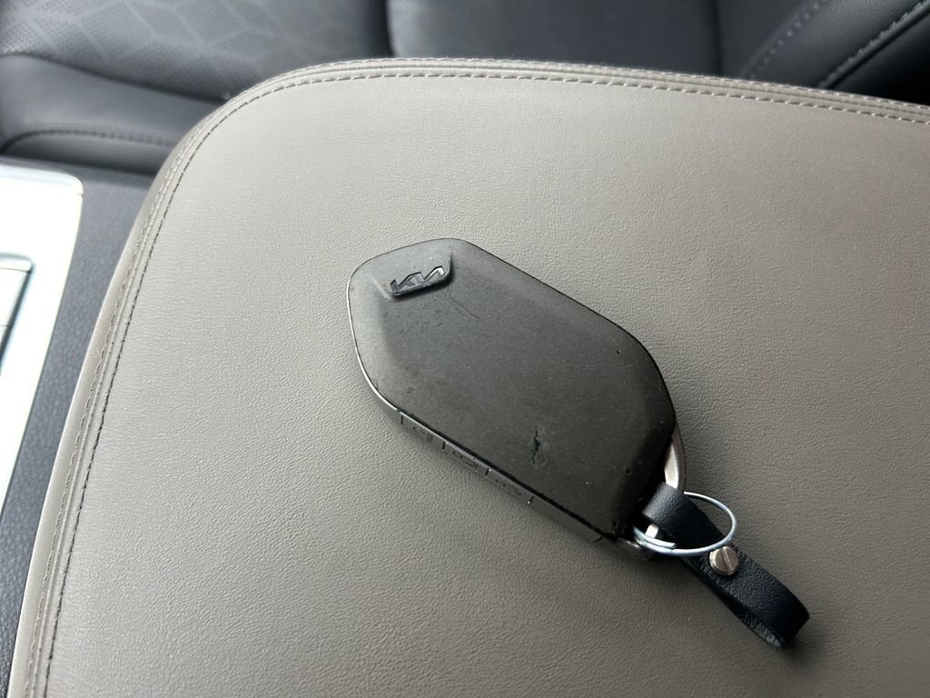 2025 Kia Carnival LXS