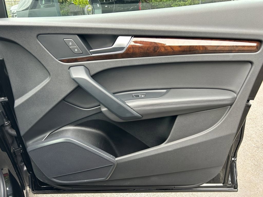 2020 Audi Q5 Premium Plus