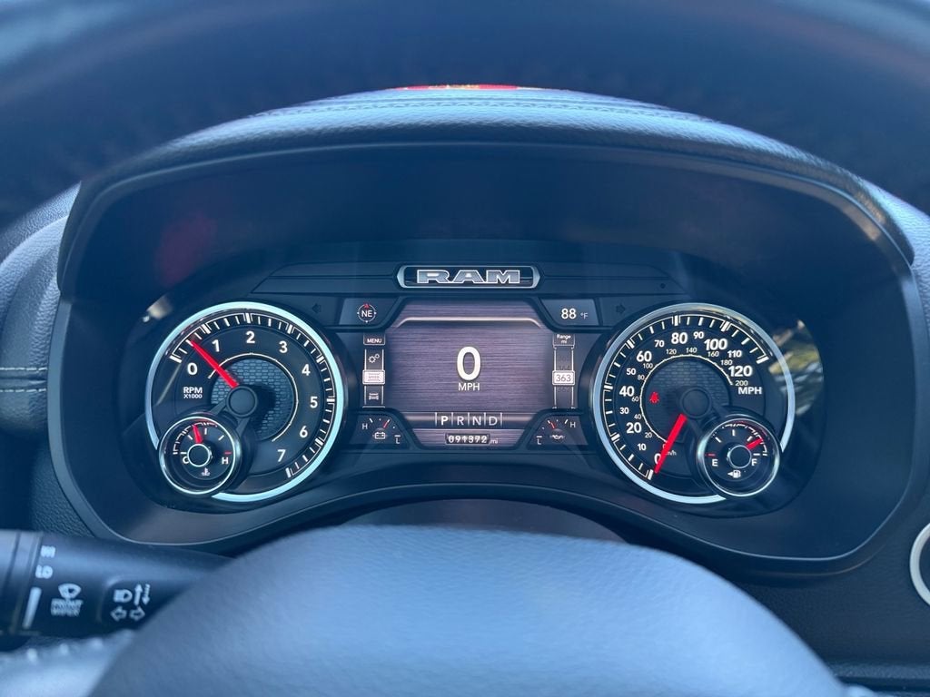 2021 RAM 1500 Laramie Crew Cab 4x4 5'7" Box