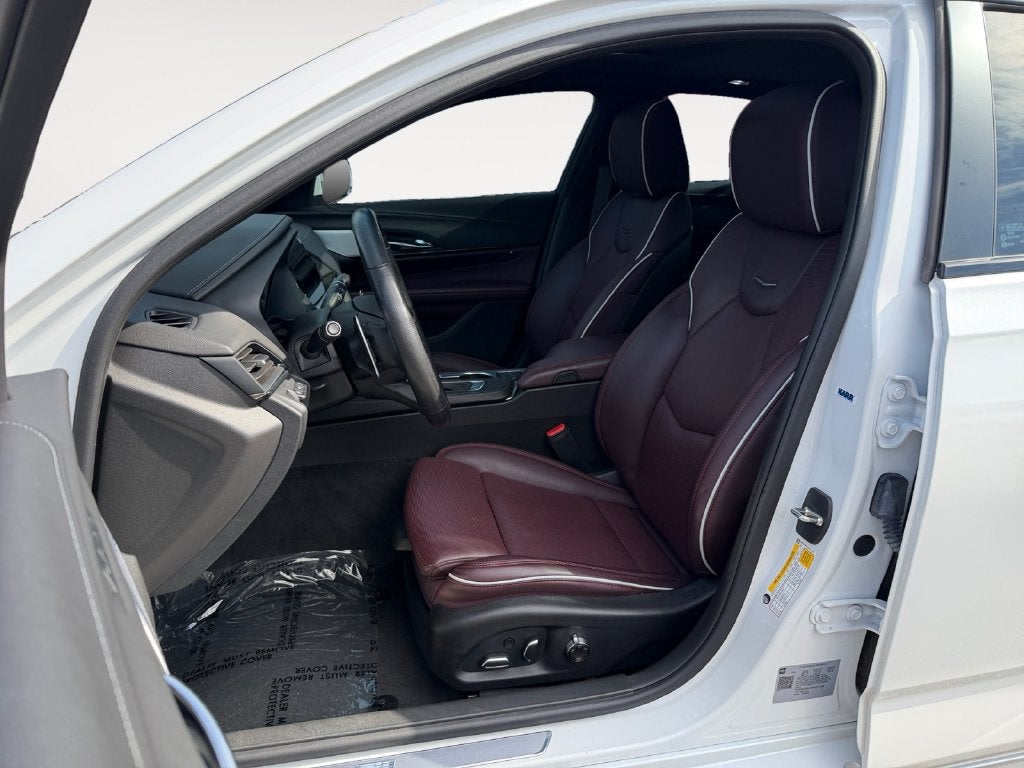 2023 Cadillac CT4 Sport