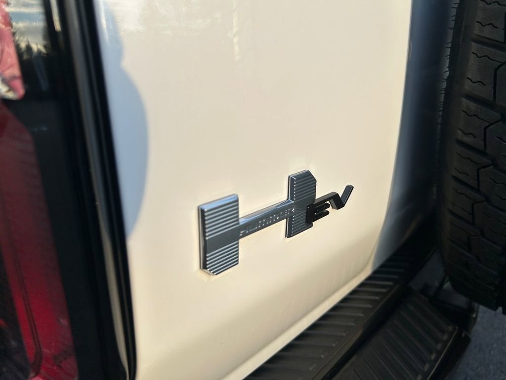 2025 GMC HUMMER EV SUV 2X