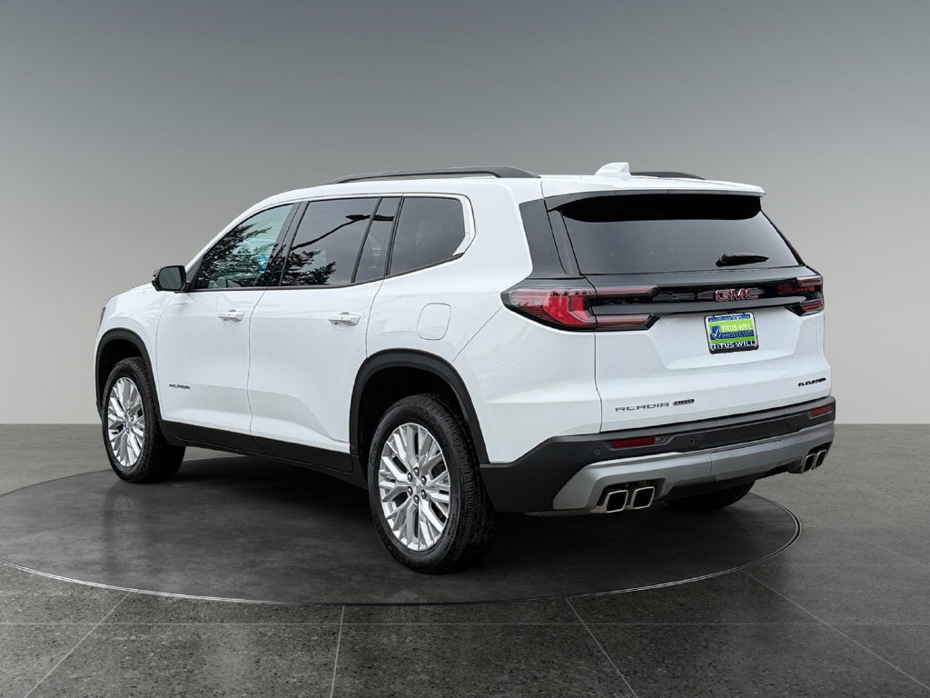 2024 GMC Acadia Elevation