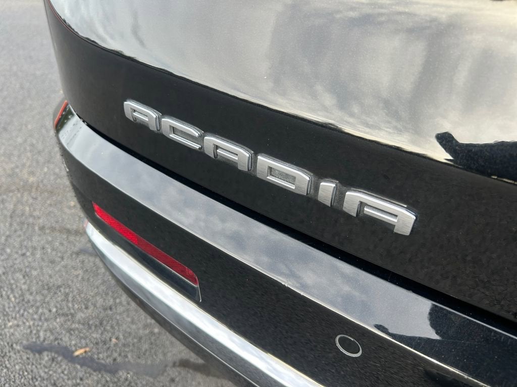 2022 GMC Acadia Denali