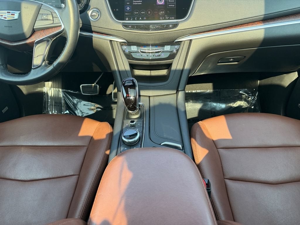 2023 Cadillac XT5 AWD Sport