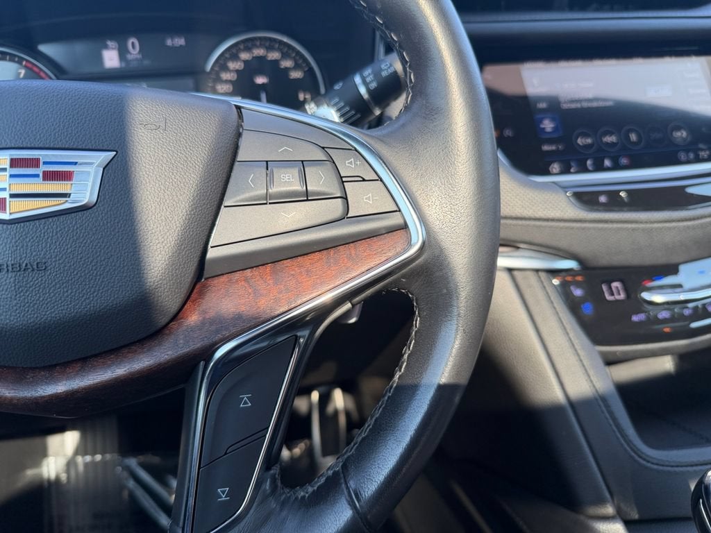 2023 Cadillac XT5 AWD Sport