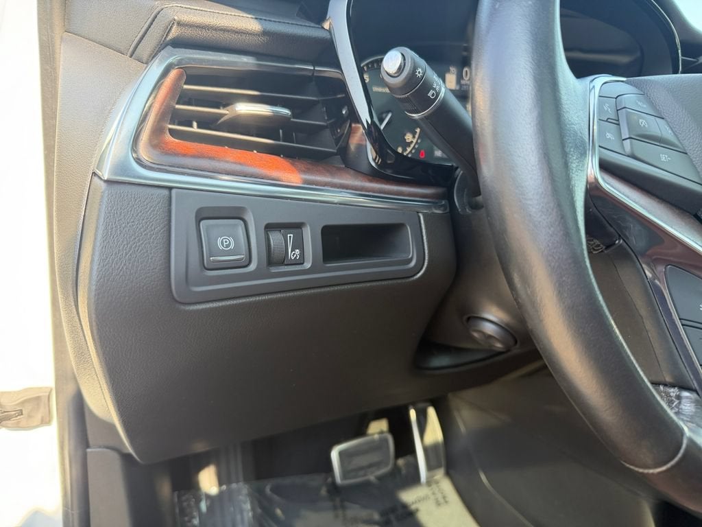 2023 Cadillac XT5 AWD Sport
