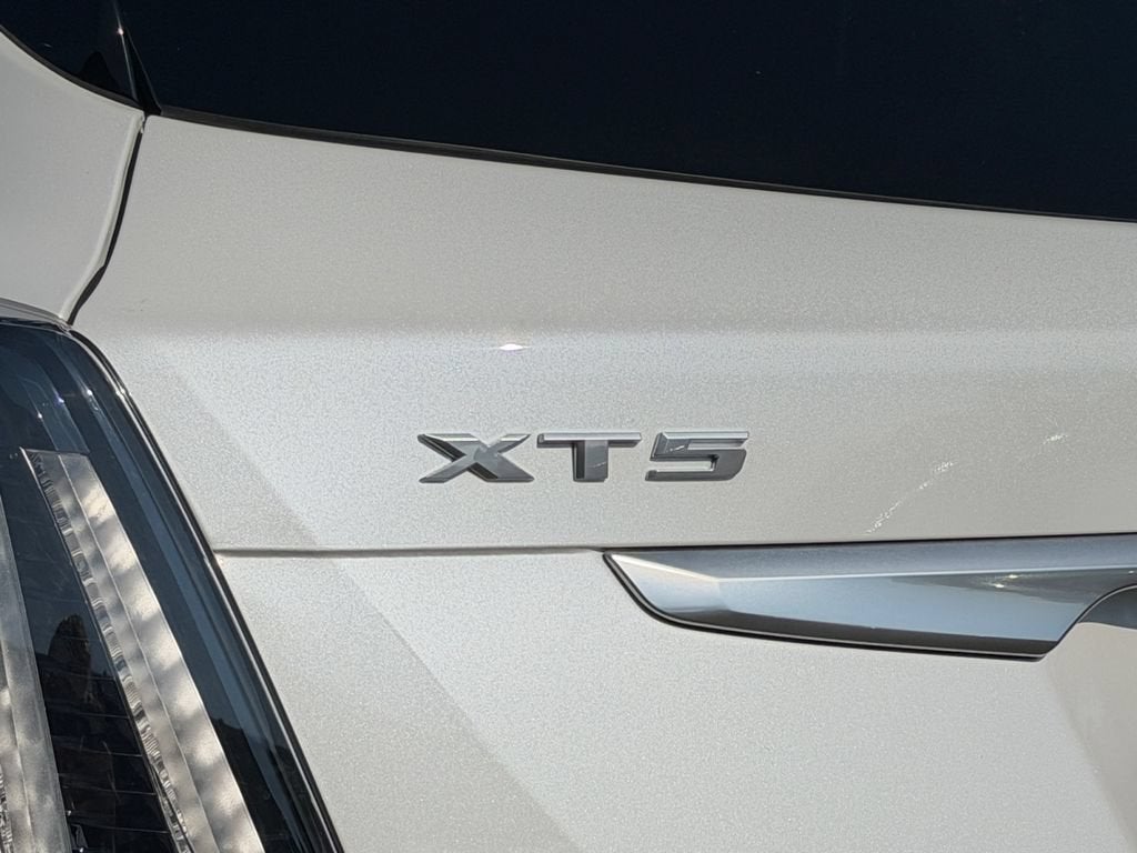 2023 Cadillac XT5 AWD Sport
