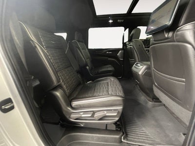 2022 Cadillac Escalade ESV Sport Platinum