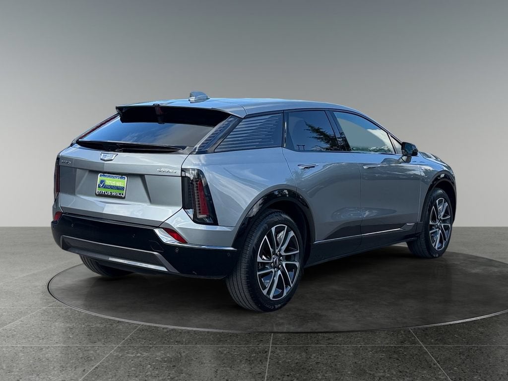 2025 Cadillac OPTIQ Sport 2