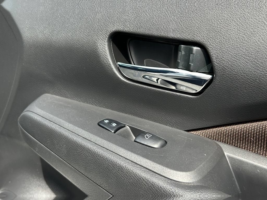 2021 Nissan Kicks SR Xtronic CVT