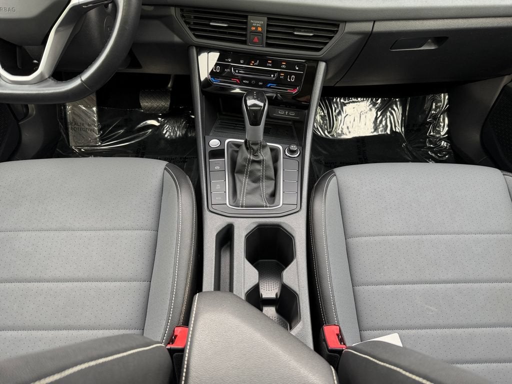 2025 Volkswagen Jetta SE
