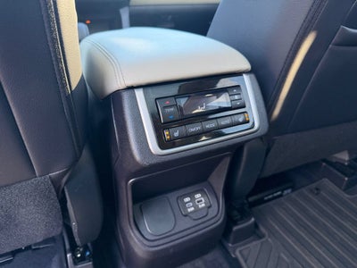 2023 Subaru Ascent Limited 8-Passenger
