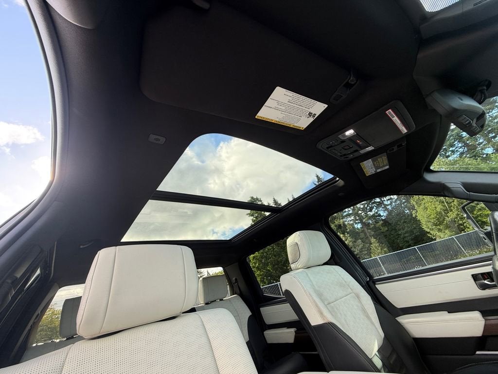 2024 Toyota Tundra Hybrid Capstone 4WD