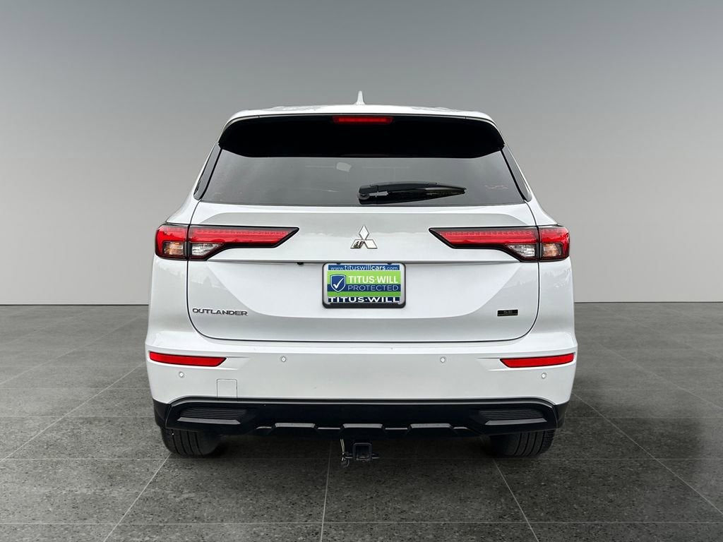 2024 Mitsubishi Outlander SE