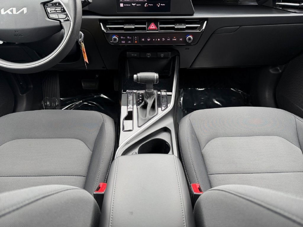 2025 Kia Niro LX