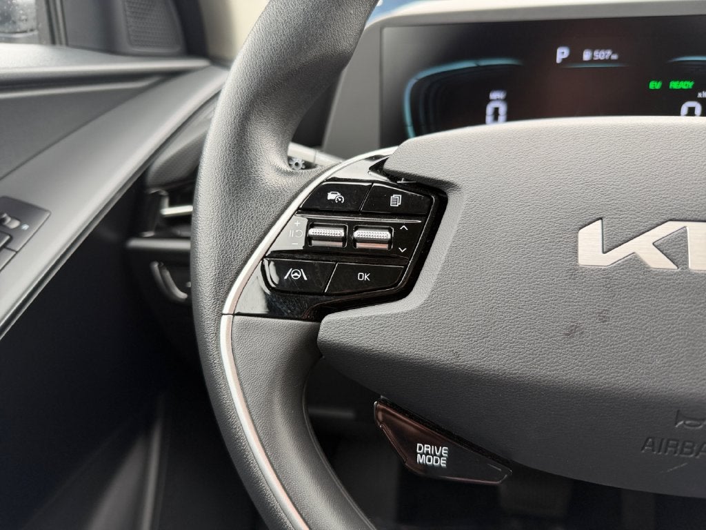 2025 Kia Niro LX