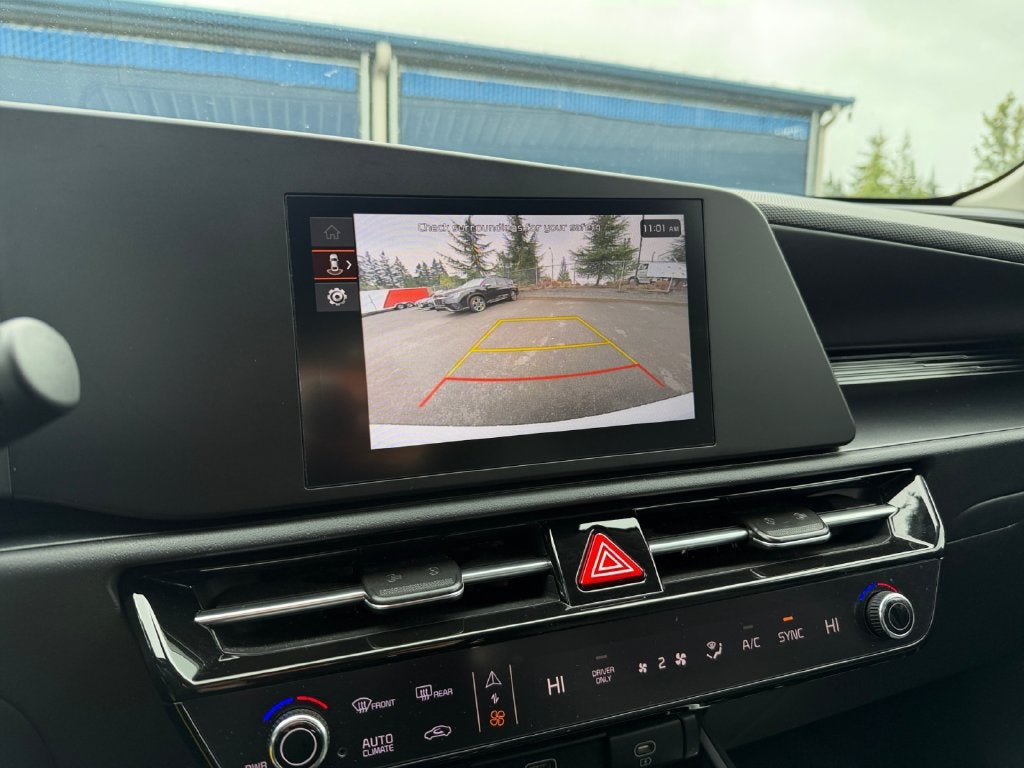 2025 Kia Niro LX