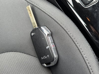2025 Kia Niro LX