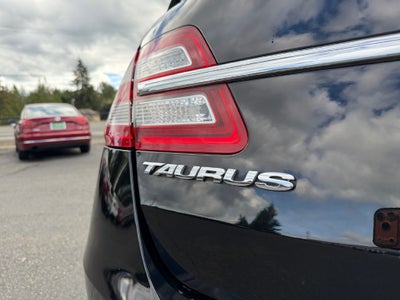 2019 Ford Taurus Limited