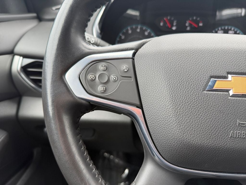 2022 Chevrolet Traverse LT Cloth w/2FL