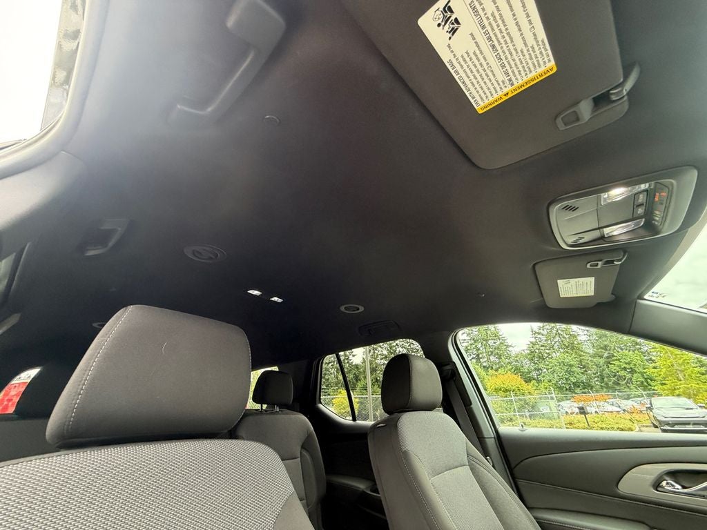 2022 Chevrolet Traverse LT Cloth w/2FL