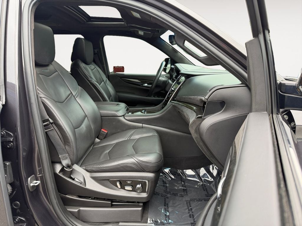 2018 Cadillac Escalade Platinum Edition