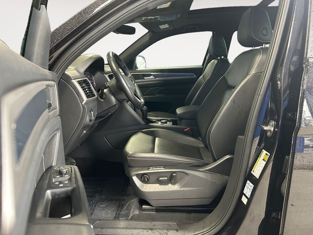 2020 Volkswagen Atlas Cross Sport 2.0T SEL 4Motion