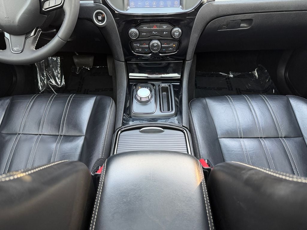 2022 Chrysler 300 S