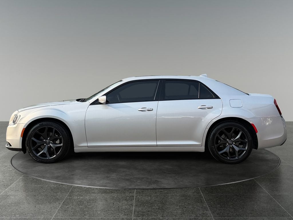 2022 Chrysler 300 S