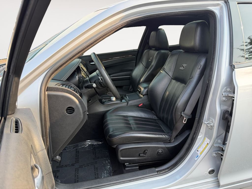 2022 Chrysler 300 S