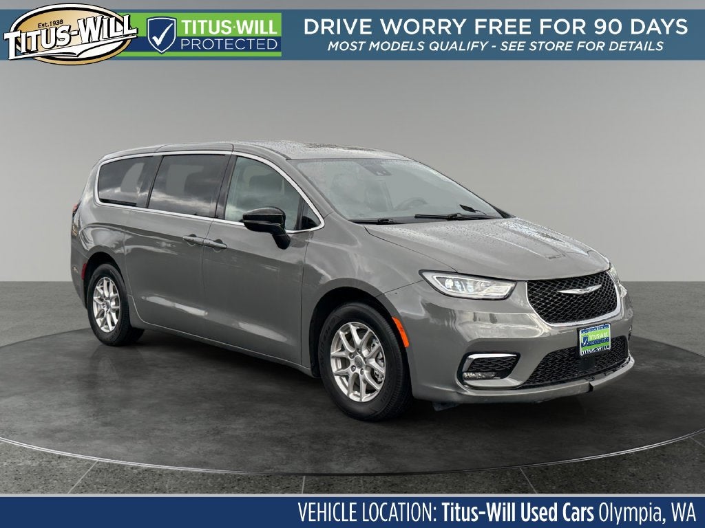 2025 Chrysler Pacifica Select