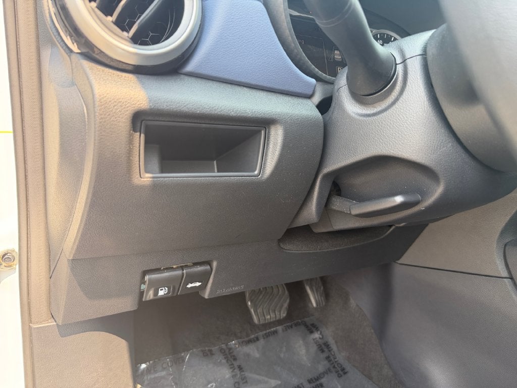 2024 Nissan Versa 1.6 SV